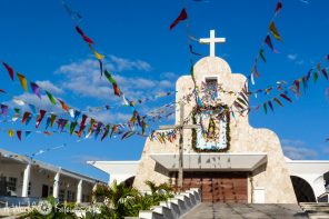 Backpacking Mexiko (Yucatán): Route & Reisetipps - Backpacking Mexico Yucatan Isla Mujeres Church 296x197