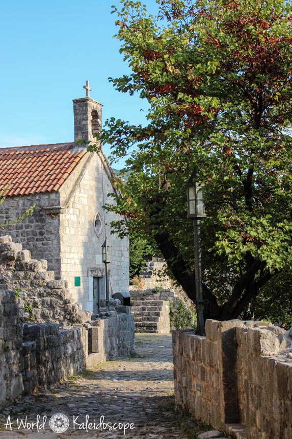 backpacking-montenegro-highlights.reisetipps-stari-bar-kirche