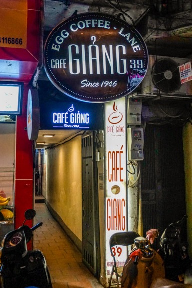 hanoi-street-food-tour-cafe-giang