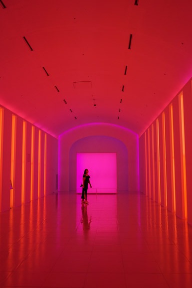 incheon-stopover-paradise-city-pink