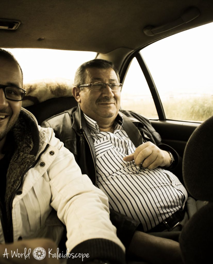 iran-border-turkey-passengers