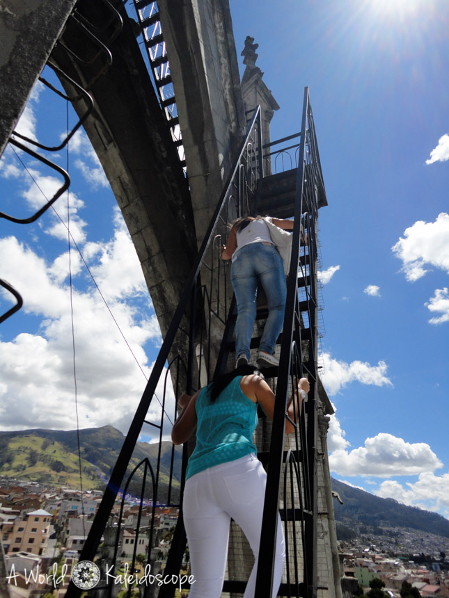 quito-top-sehenswurdigkeiten-basilica-stairs